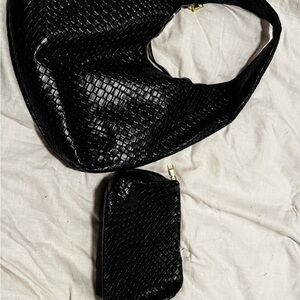 Elegant Black Woven Bag Set